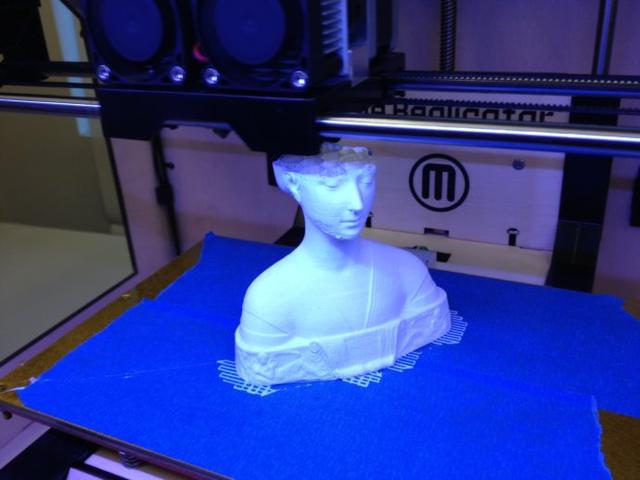 3D打印革命的催化劑：紫外線膠水的應用突破